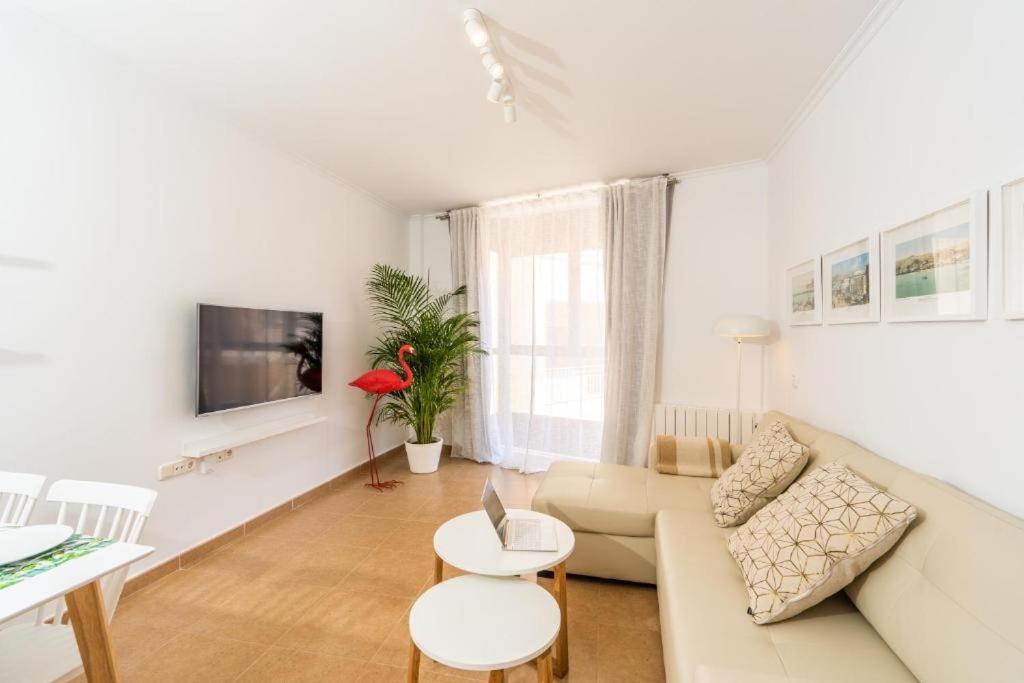 Trendy Homes アルメリア エクステリア 写真