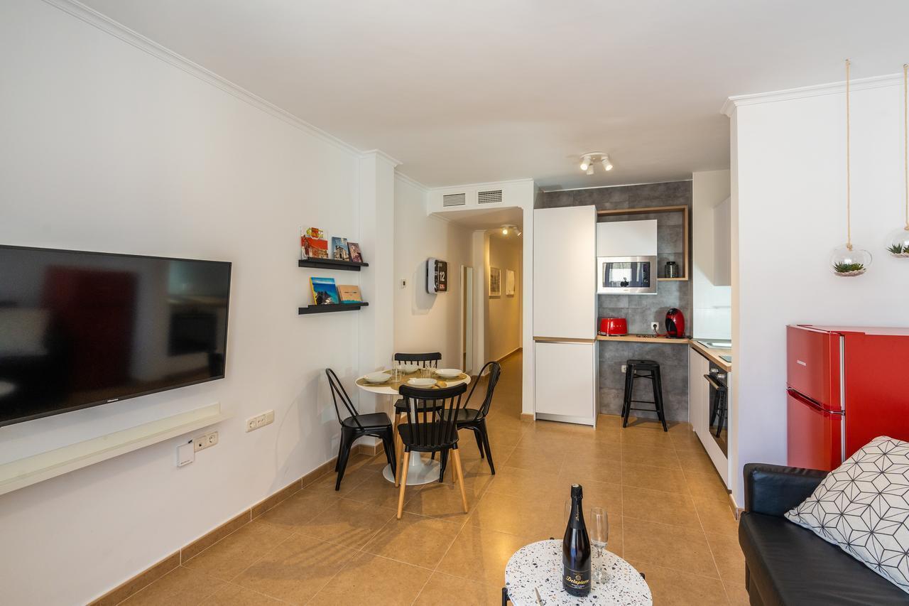 Trendy Homes アルメリア エクステリア 写真