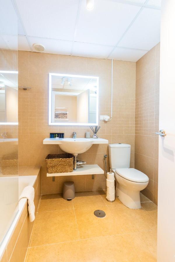 Trendy Homes アルメリア エクステリア 写真