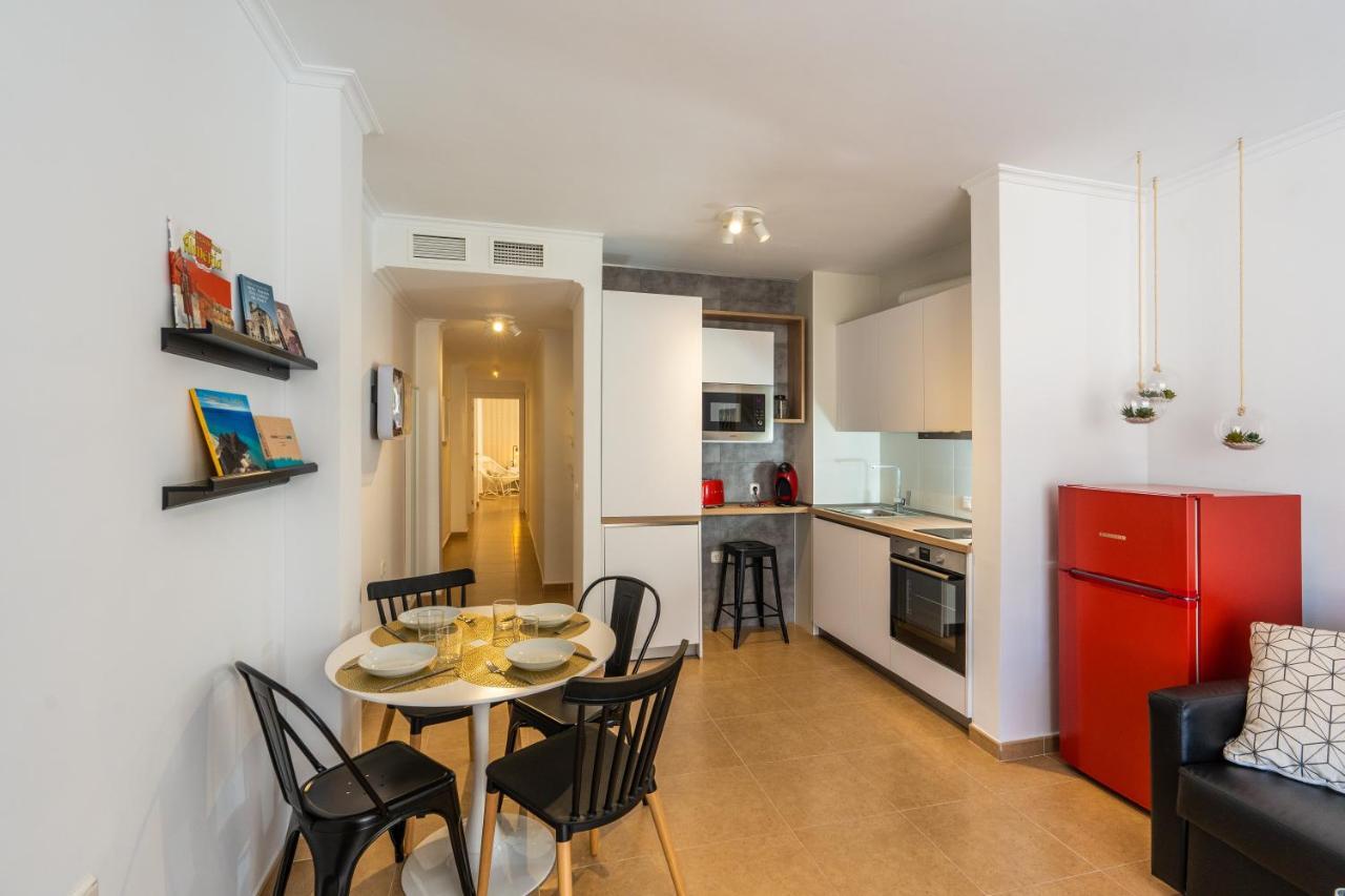 Trendy Homes アルメリア エクステリア 写真