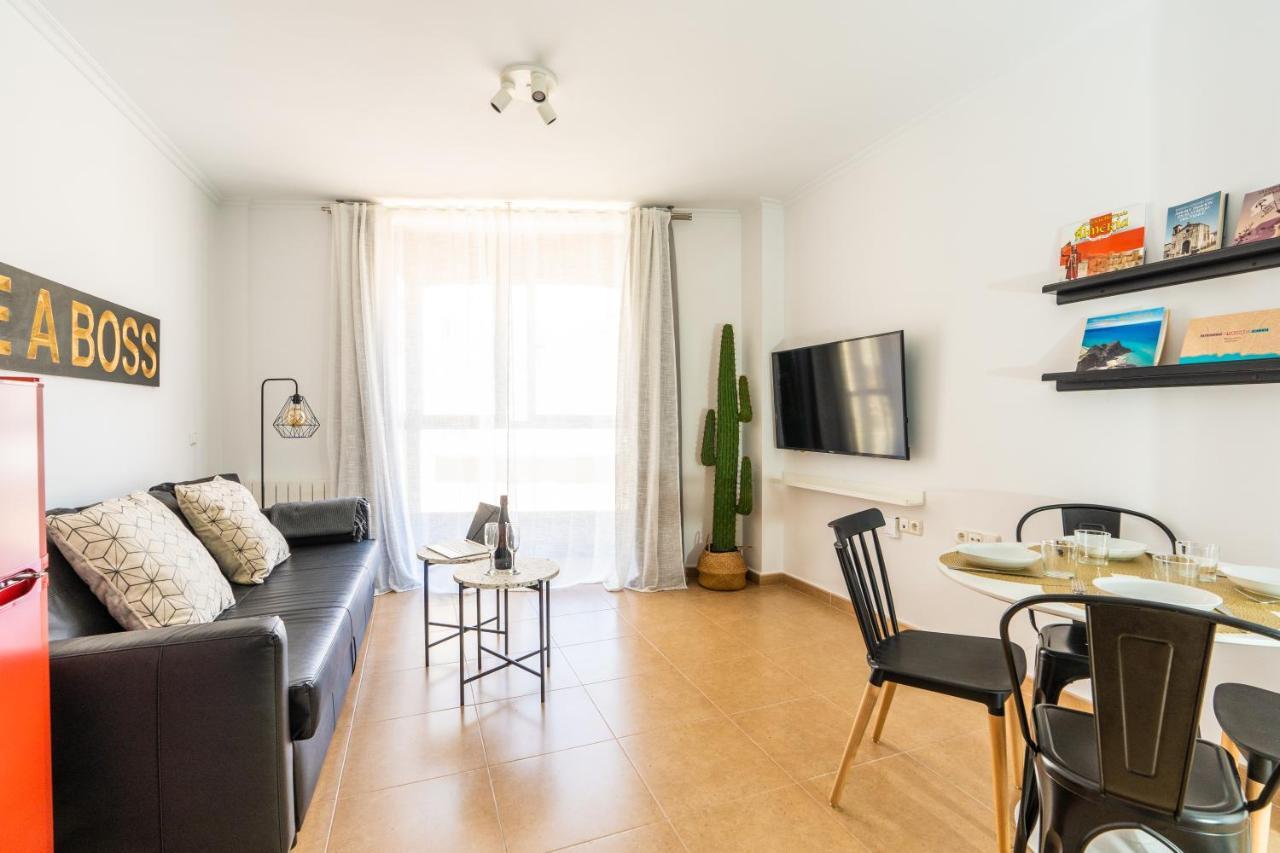 Trendy Homes アルメリア エクステリア 写真